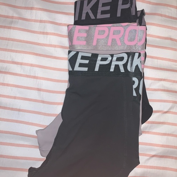 NIKE PROS - Picture 6 of 6